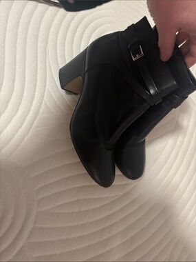 Bella Vita Black Leather Ankle Booties with Buckle Strap